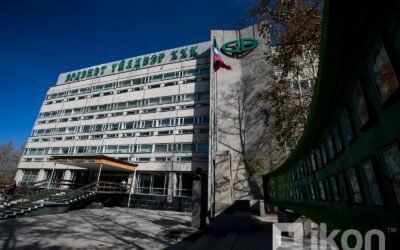 Эрдэнэт үйлдвэрийн ажилчид ажил хаялтаа зогсоолоо